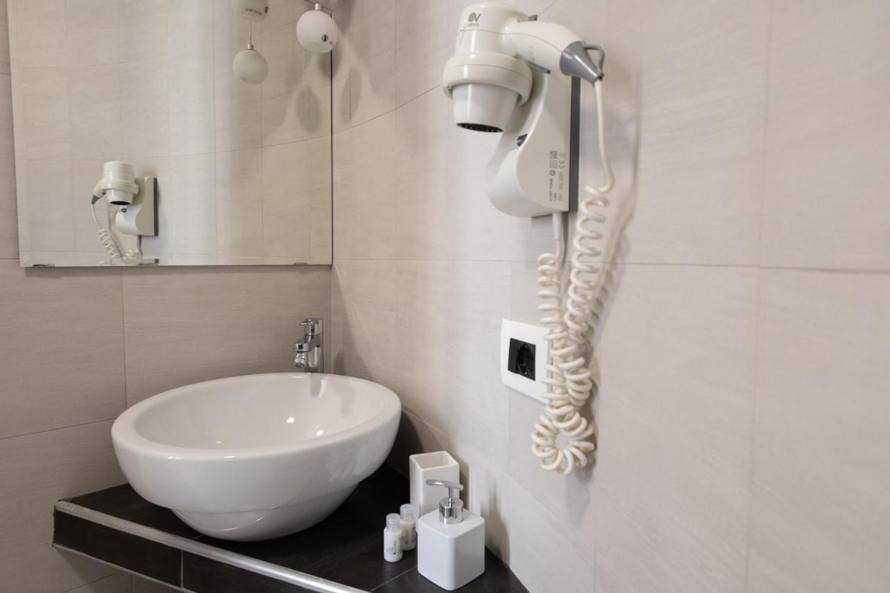 Maison Maneli 3* Roma