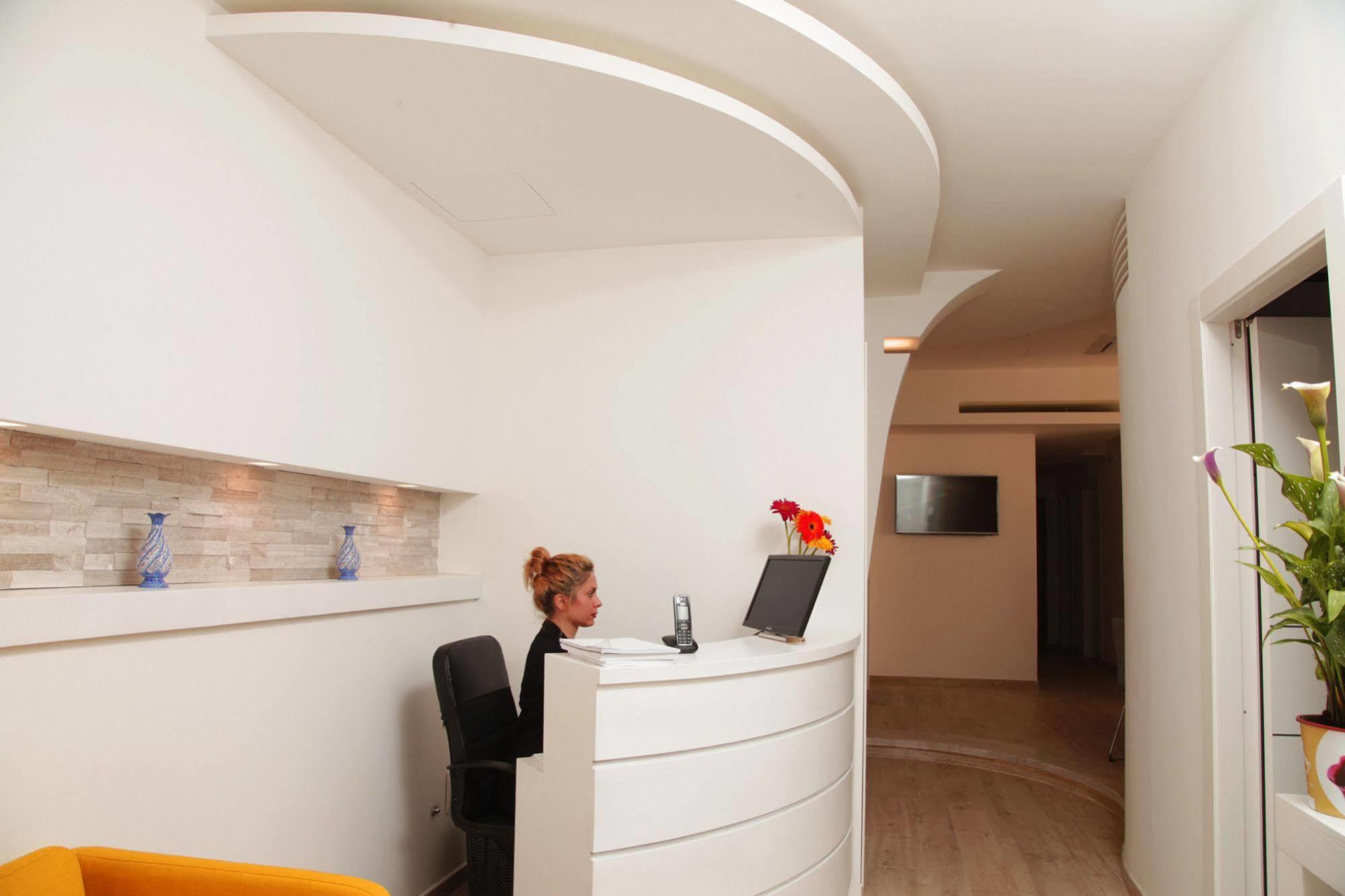 Maison Maneli Affittacamere Roma